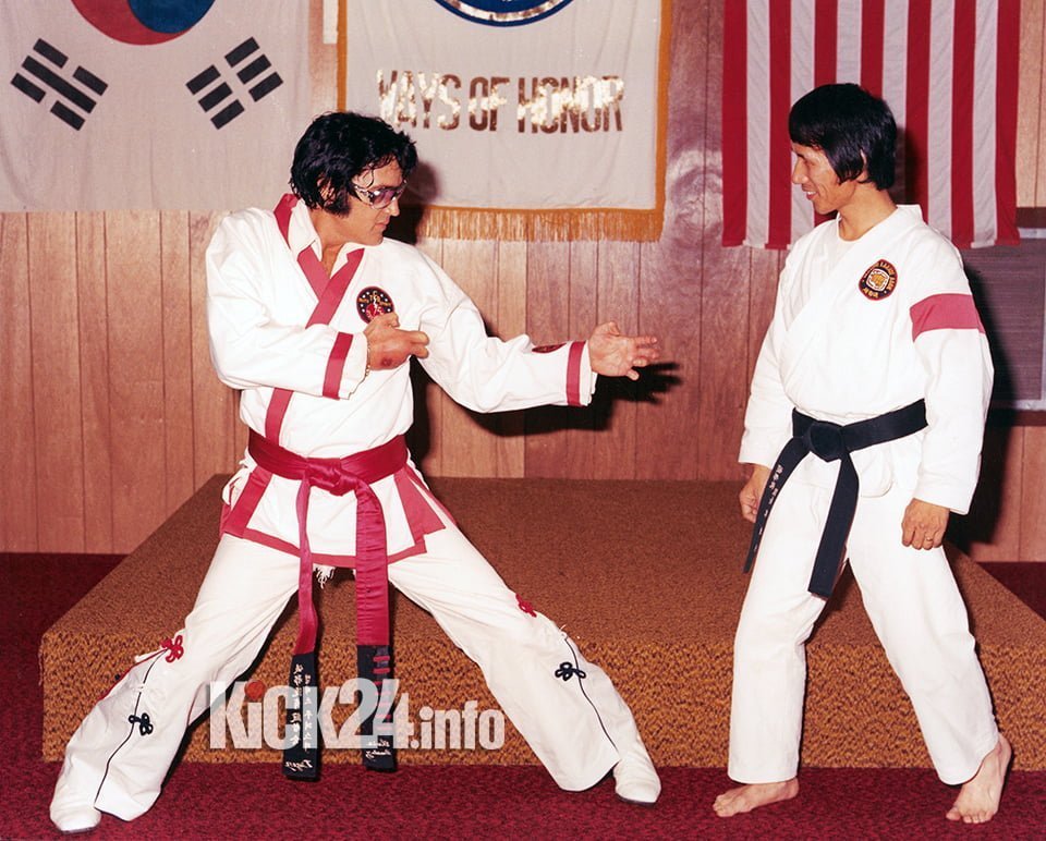 Elvis mit Meister Khang Ree
