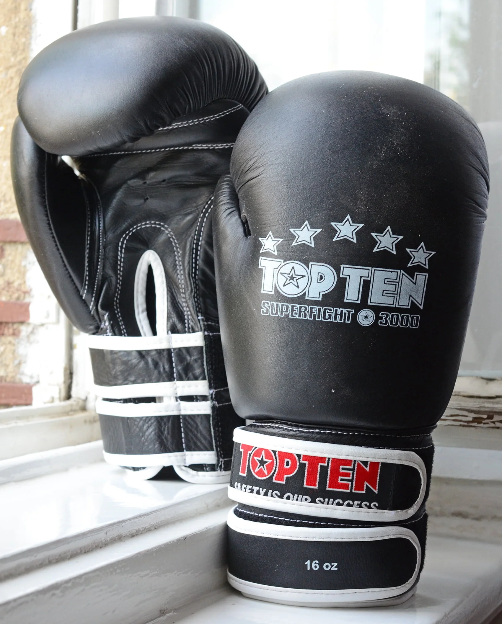 Top Ten Superfight 16 Unzen Boxhandschuhe  K I C K
